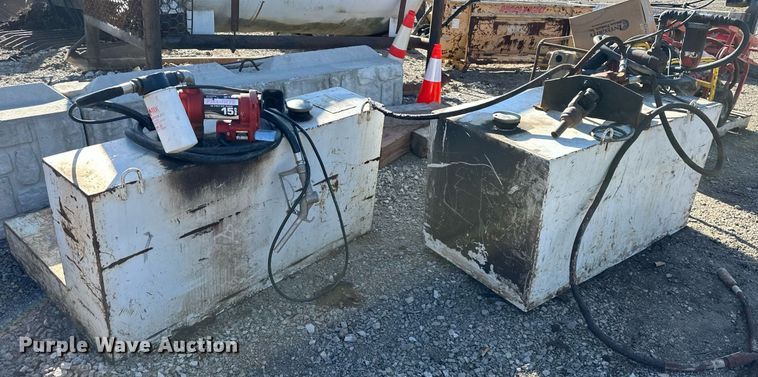 image for item EQ6659 (2) fuel tanks