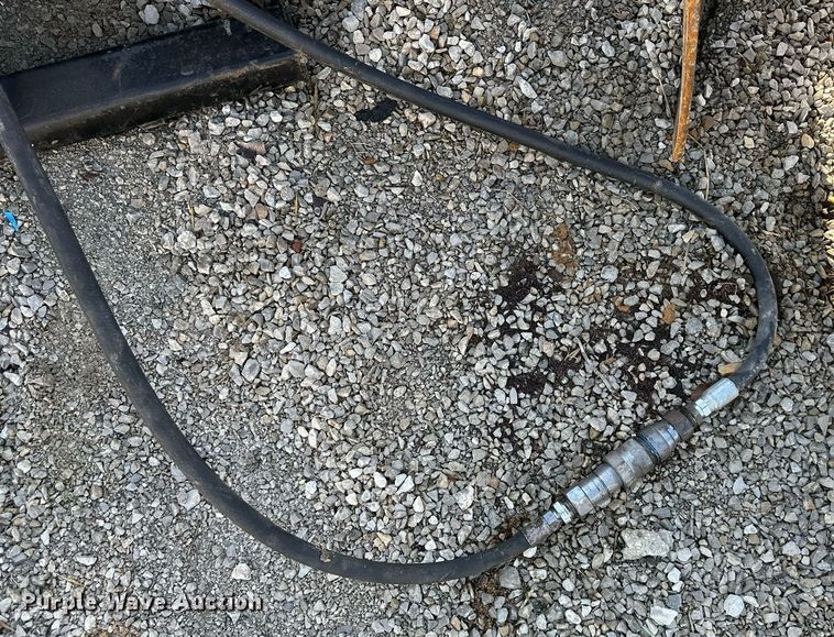 image for item EQ6661 36