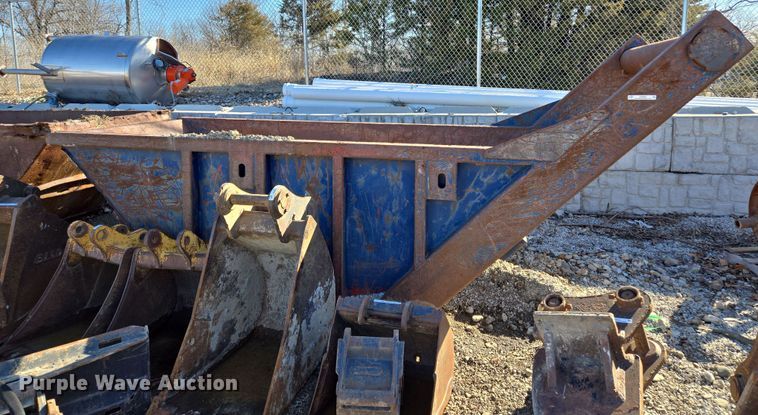 image for item EQ6664 Rock box 