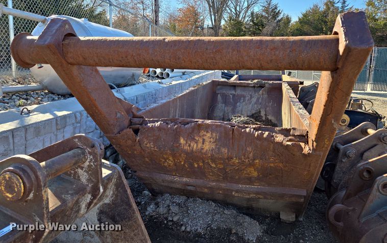 image for item EQ6669 Rock box 