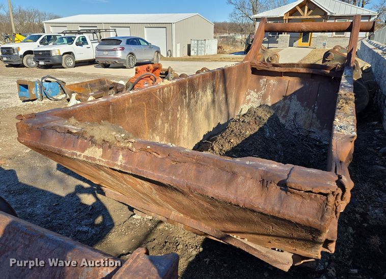 image for item EQ6669 Rock box 