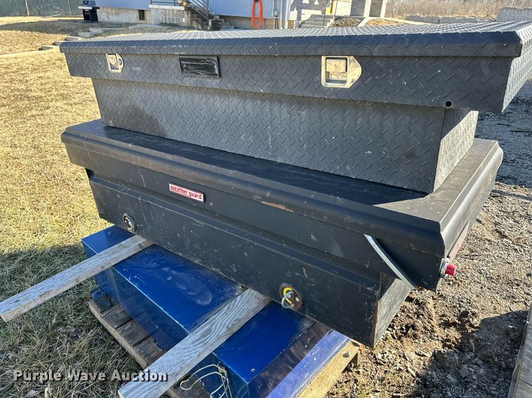 image for item EQ6670 (3) toolboxes