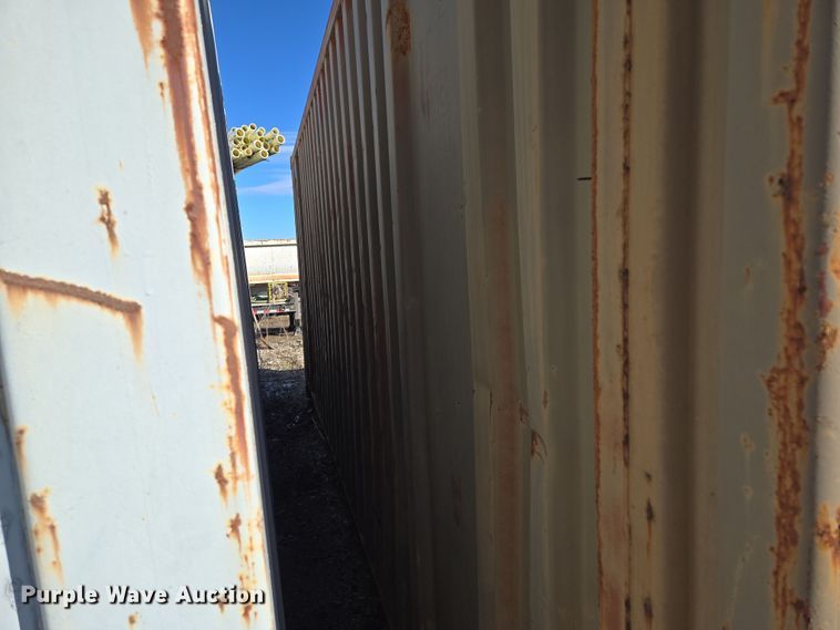 image for item EQ6676 1983 shipping container 