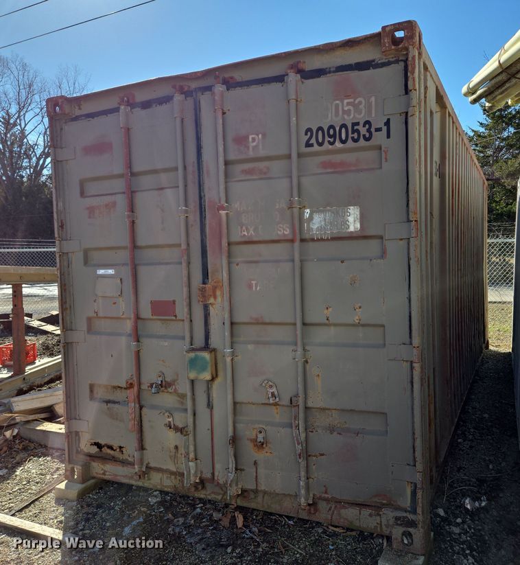 image for item EQ6676 1983 shipping container 