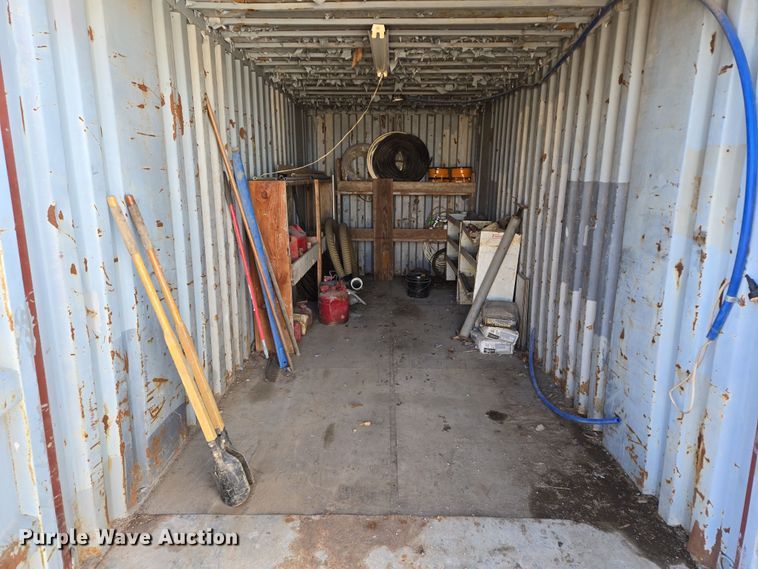 image for item EQ6676 1983 shipping container 