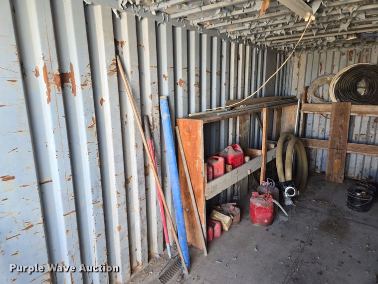 image for item EQ6676 1983 shipping container 