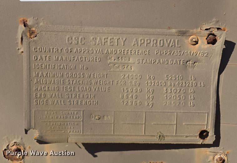 image for item EQ6676 1983 shipping container 