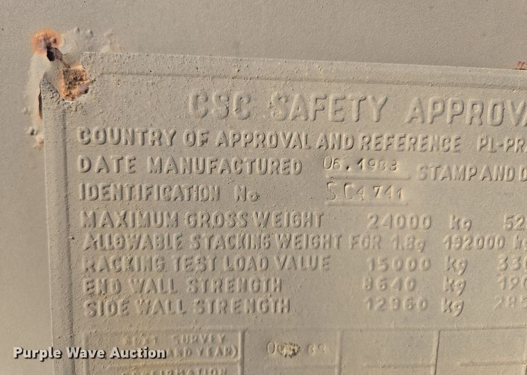 image for item EQ6676 1983 shipping container 