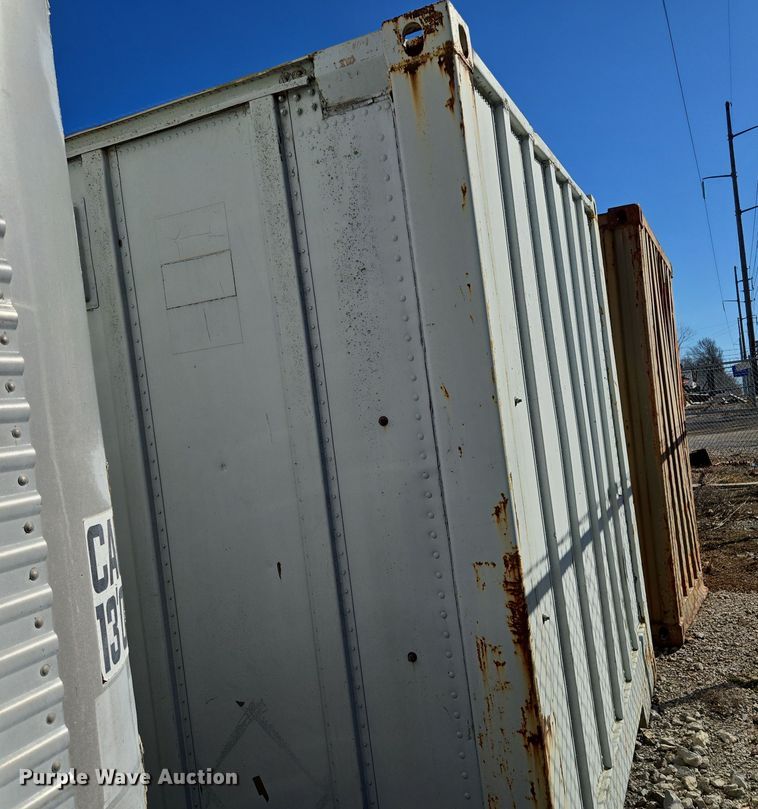 image for item EQ6677 Shipping container 