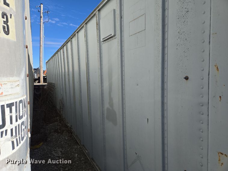 image for item EQ6677 Shipping container 