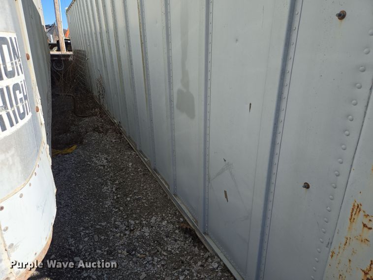 image for item EQ6677 Shipping container 