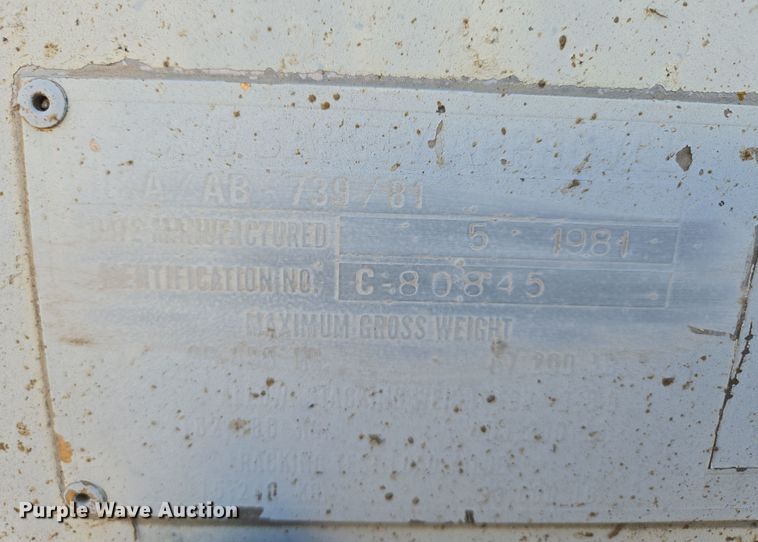 image for item EQ6677 Shipping container 