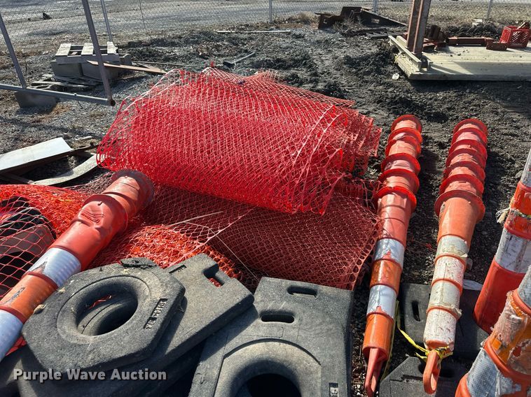 image for item EQ6679 Road safety equipment