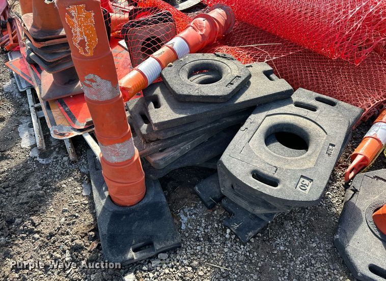 image for item EQ6679 Road safety equipment