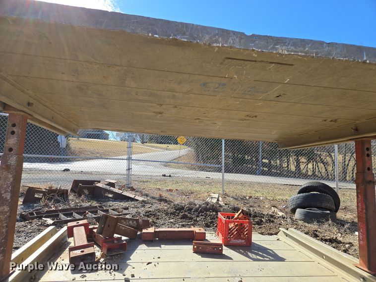 image for item EQ6680 Trench box 