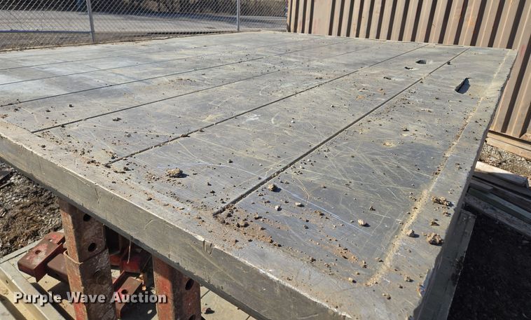 image for item EQ6680 Trench box 