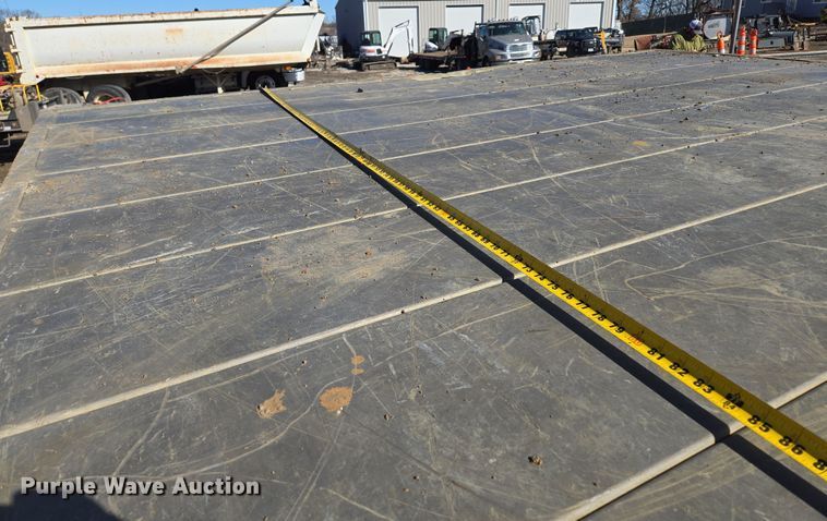 image for item EQ6680 Trench box 