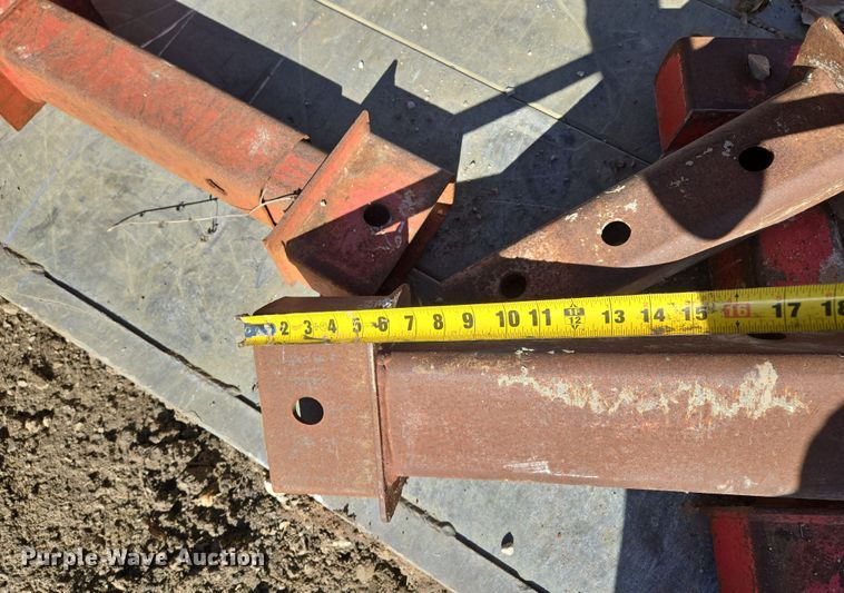 image for item EQ6680 Trench box 