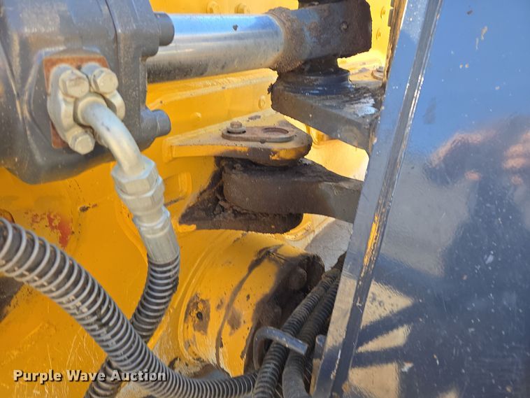 image for item ER5150 2018 John Deere 950K dozer