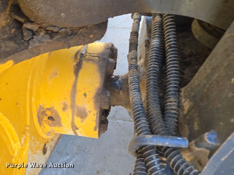 image for item ER5150 2018 John Deere 950K dozer