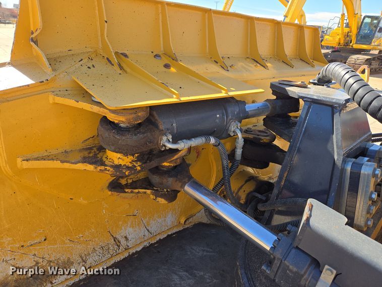 image for item ER5150 2018 John Deere 950K dozer