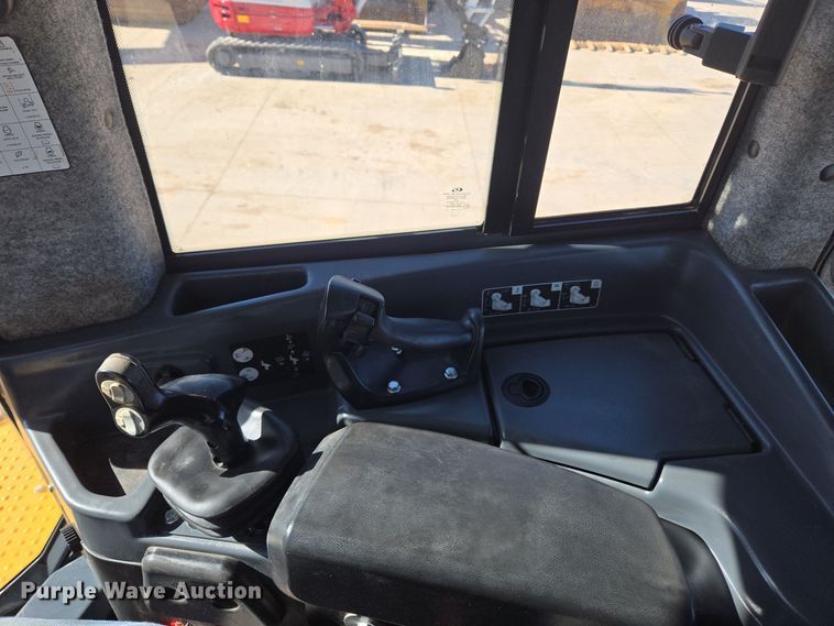 image for item ER5150 2018 John Deere 950K dozer