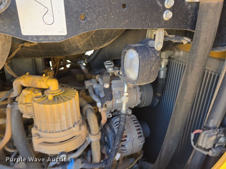 image for item ER5150 2018 John Deere 950K dozer