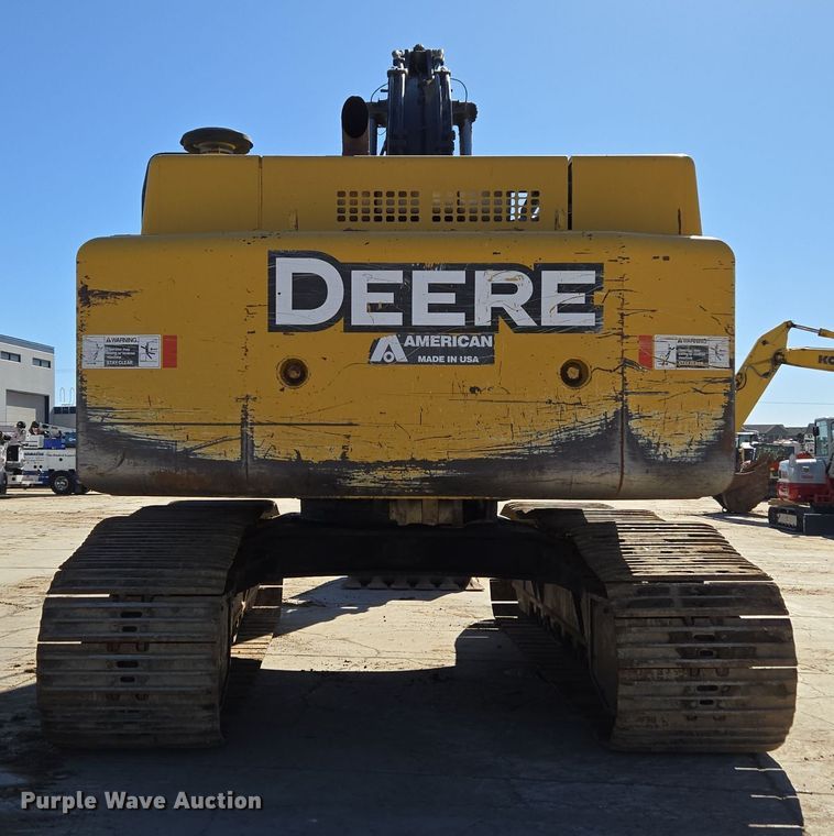 image for item ER5151 2006 John Deere 450D LC excavator