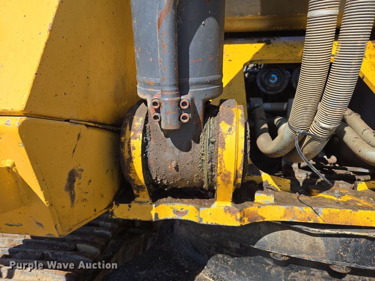 image for item ER5151 2006 John Deere 450D LC excavator