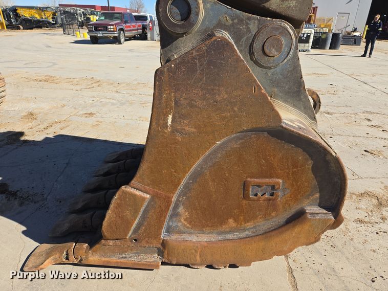 image for item ER5151 2006 John Deere 450D LC excavator