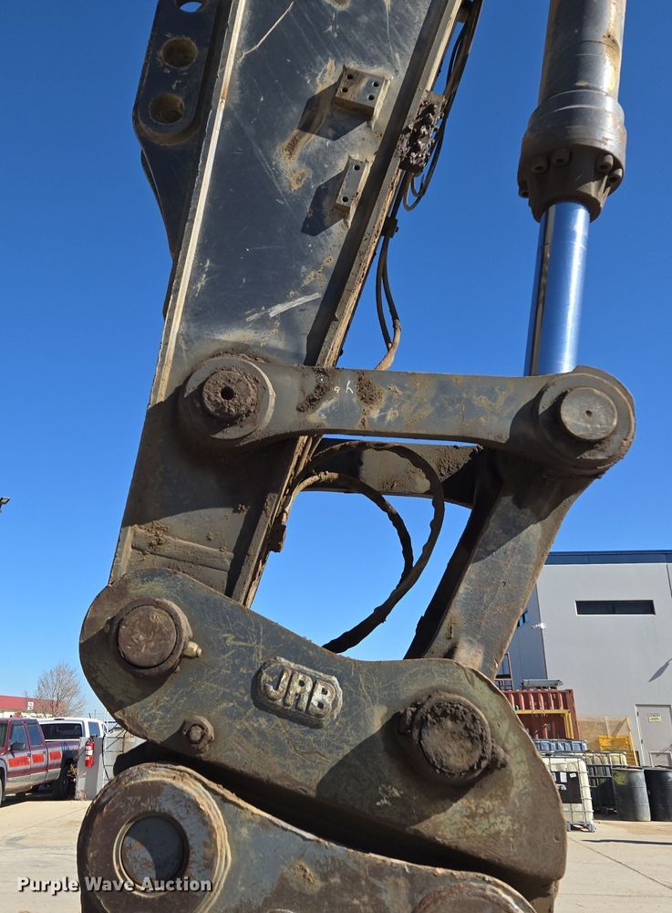 image for item ER5151 2006 John Deere 450D LC excavator