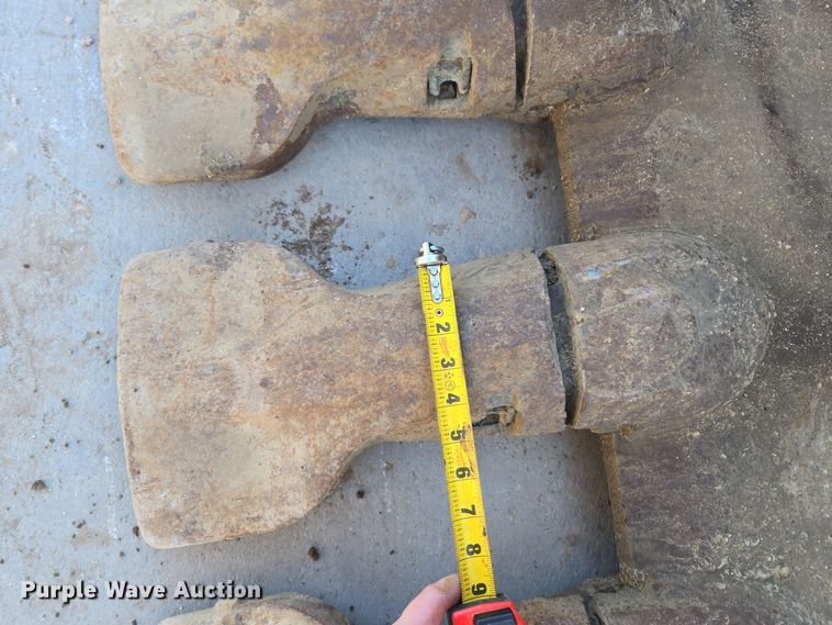 image for item ER5151 2006 John Deere 450D LC excavator