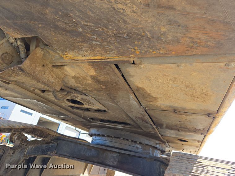 image for item ER5151 2006 John Deere 450D LC excavator