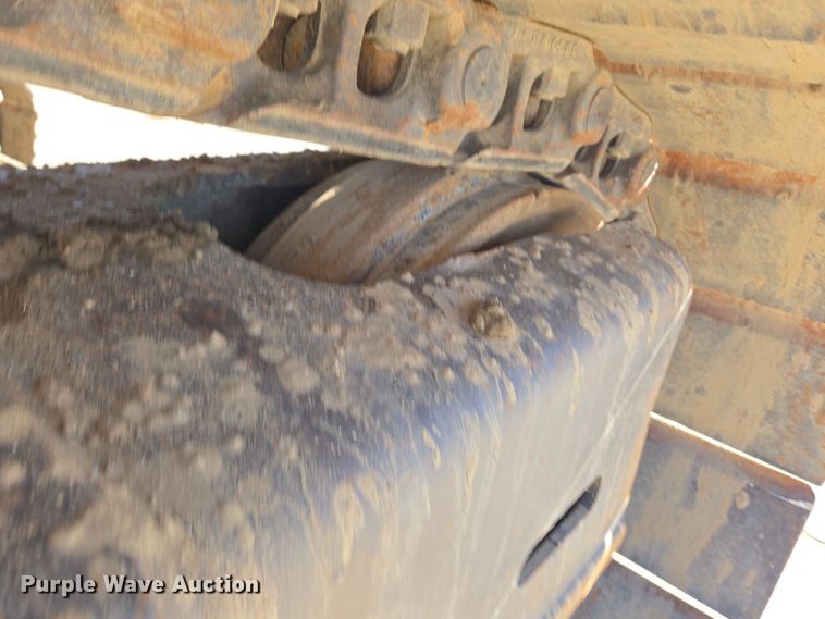 image for item ER5151 2006 John Deere 450D LC excavator