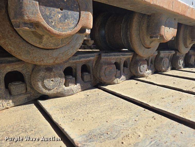 image for item ER5151 2006 John Deere 450D LC excavator