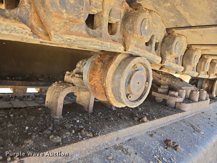 image for item ER5151 2006 John Deere 450D LC excavator