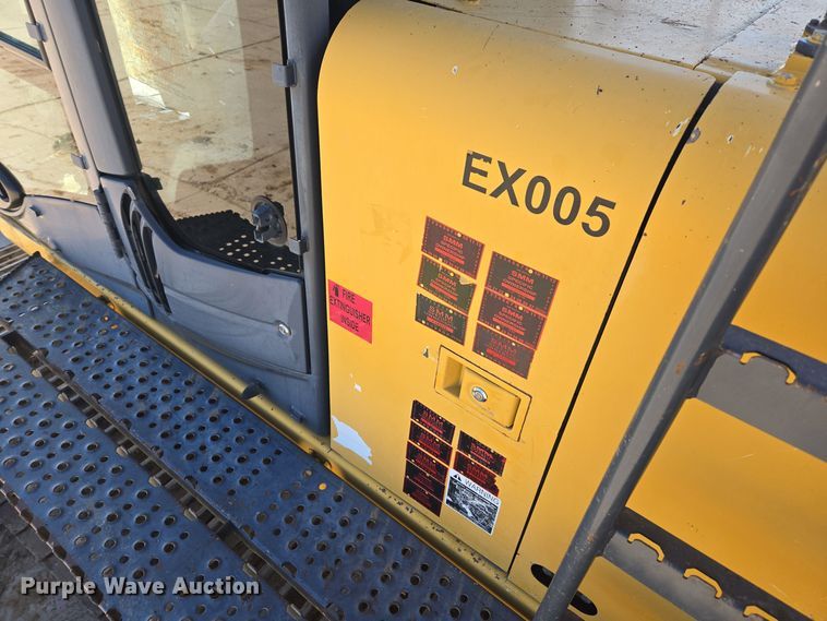 image for item ER5151 2006 John Deere 450D LC excavator