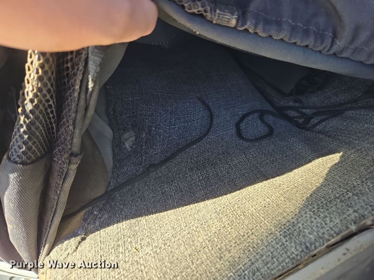 image for item ER5151 2006 John Deere 450D LC excavator