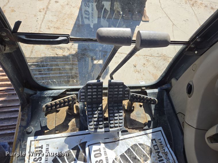 image for item ER5151 2006 John Deere 450D LC excavator