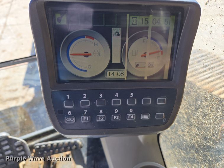 image for item ER5151 2006 John Deere 450D LC excavator