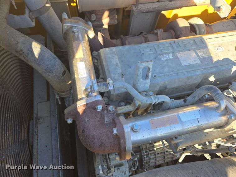 image for item ER5151 2006 John Deere 450D LC excavator