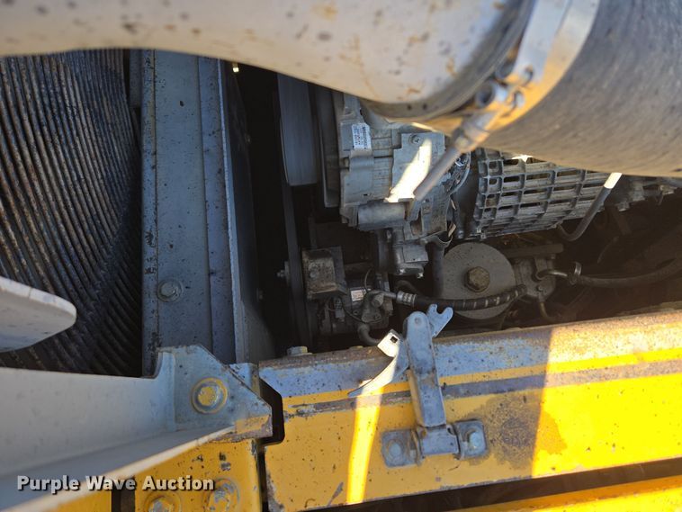 image for item ER5151 2006 John Deere 450D LC excavator