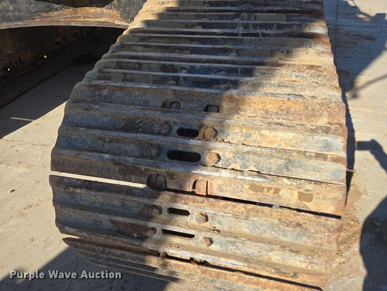 image for item ER5151 2006 John Deere 450D LC excavator