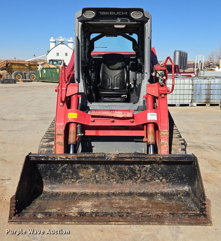 image for item ER5152 2018 Takeuchi TL12V-2 tracked skid steer loader