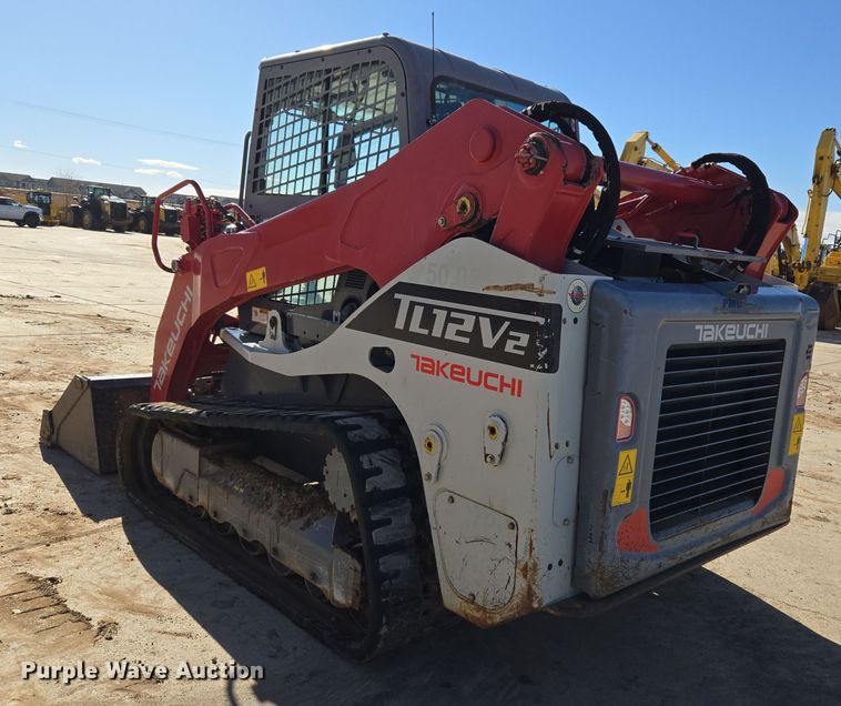 image for item ER5152 2018 Takeuchi TL12V-2 tracked skid steer loader
