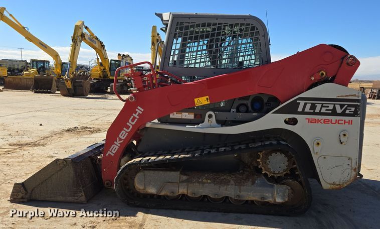image for item ER5152 2018 Takeuchi TL12V-2 tracked skid steer loader