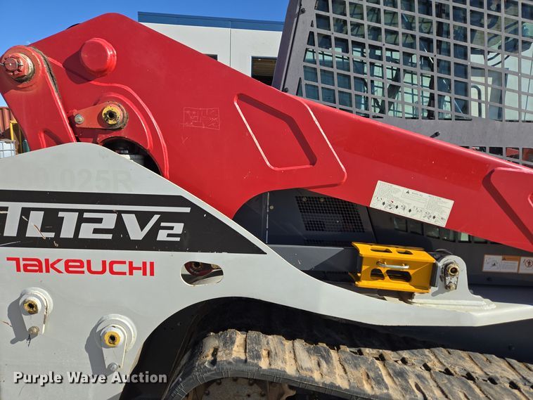 image for item ER5152 2018 Takeuchi TL12V-2 tracked skid steer loader