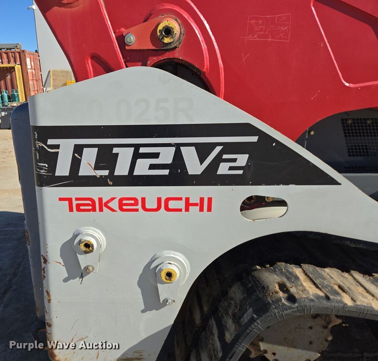 image for item ER5152 2018 Takeuchi TL12V-2 tracked skid steer loader