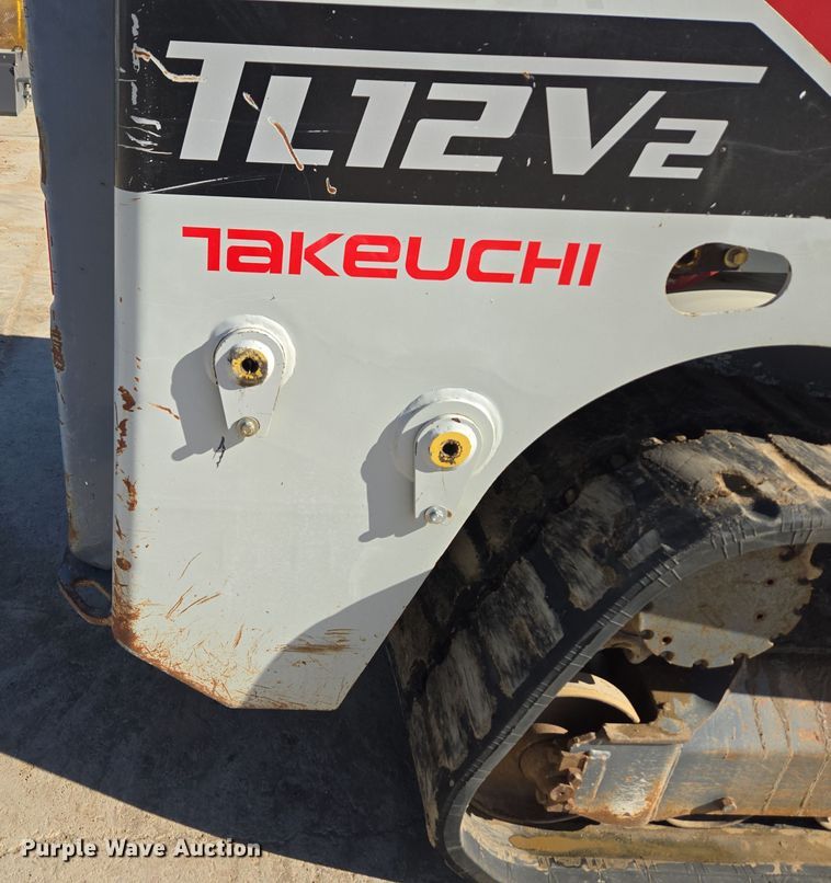 image for item ER5152 2018 Takeuchi TL12V-2 tracked skid steer loader