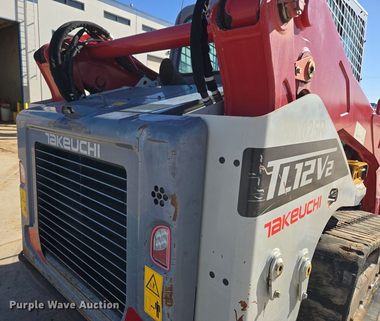 image for item ER5152 2018 Takeuchi TL12V-2 tracked skid steer loader